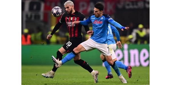 W pierwszym meczu Napoli przegrało z AC Milan 0:1